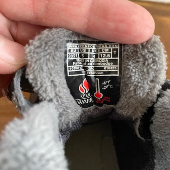 Keen hiking boot (toddler) - Picture 2 of 2
